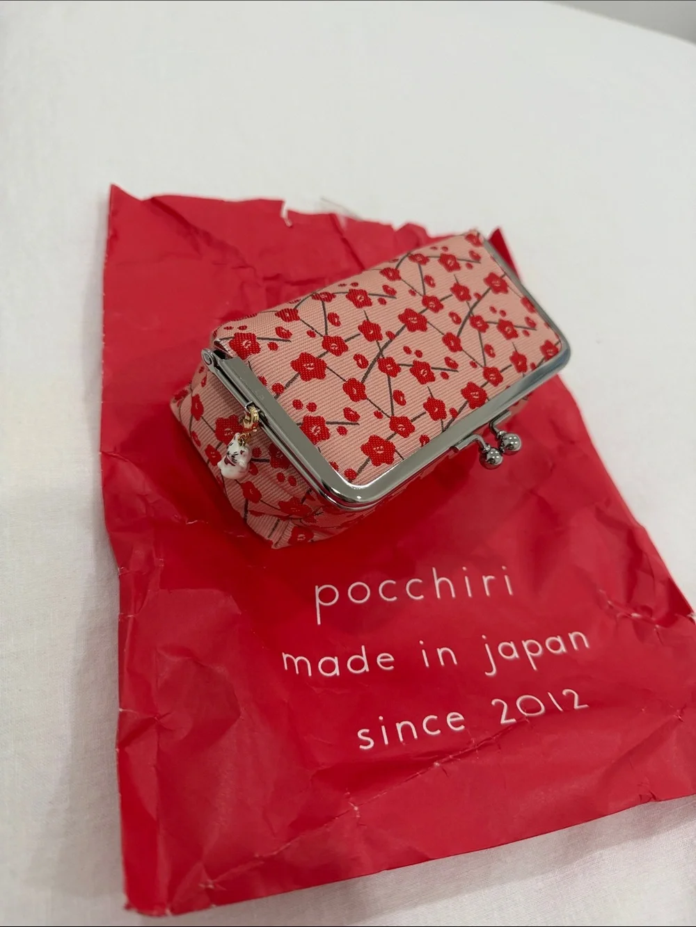 Pocchiri Red Floral Kiss-Lock Coin Purse